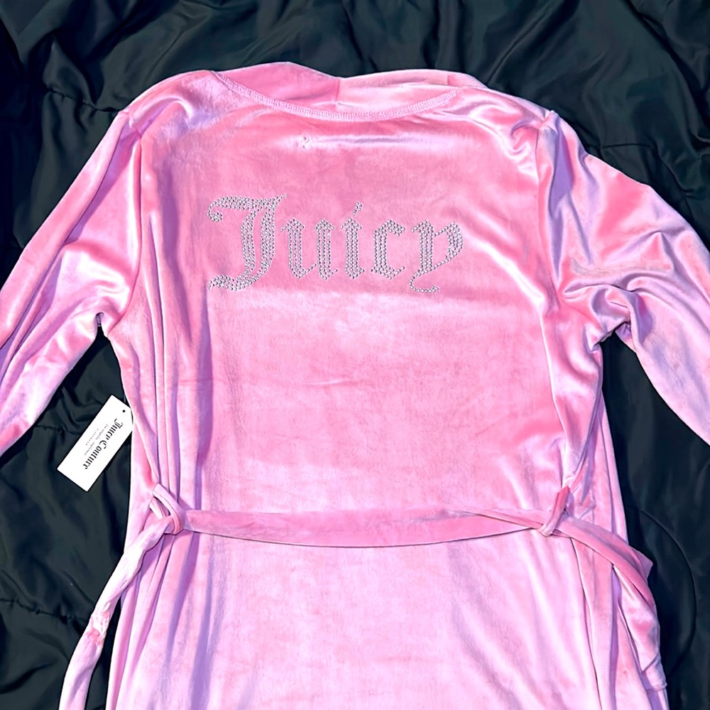 Pink Juicy Couture Robe NWT Size S/M